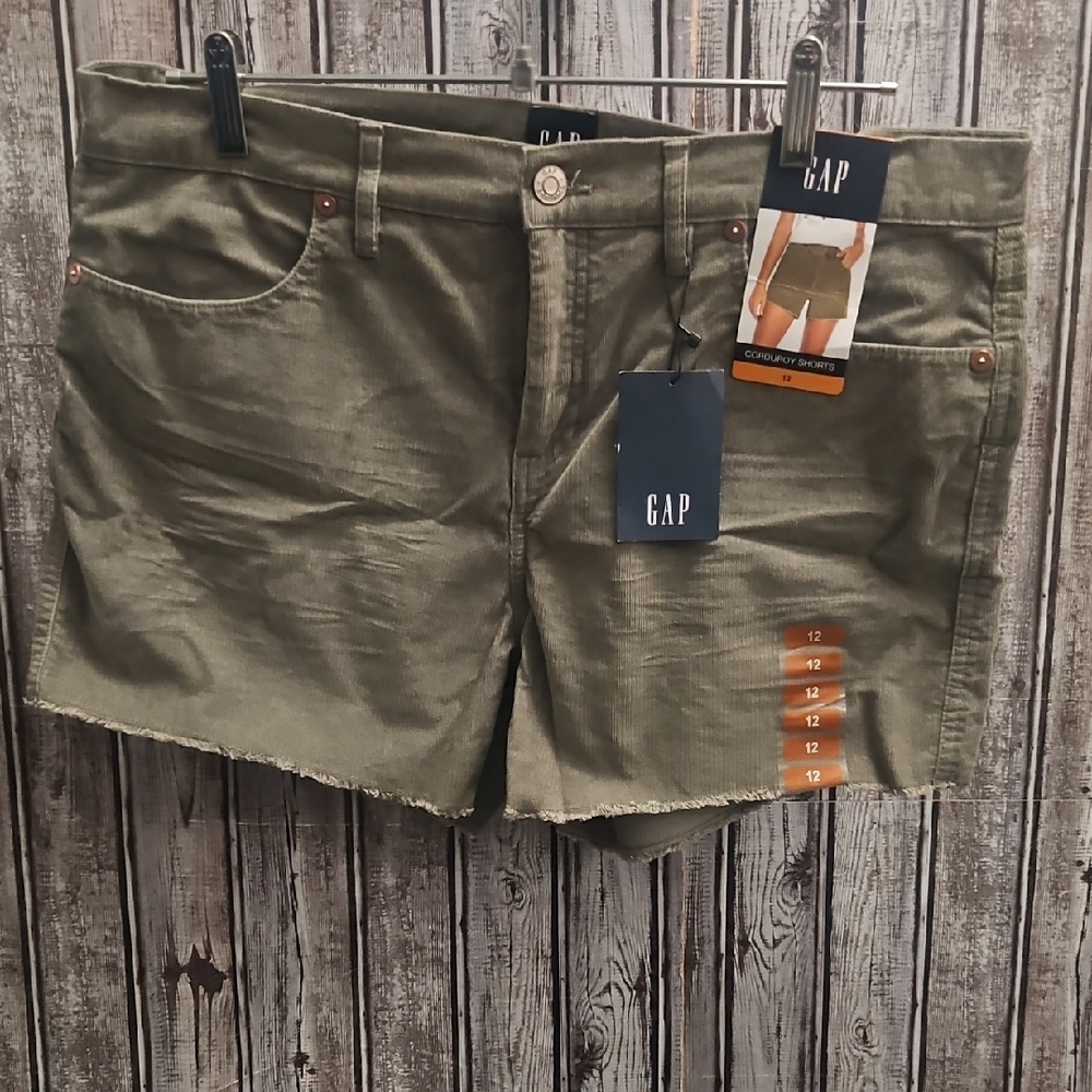GAP Green Jean Shorts Relaxed Fit - Picture 2 of 4
